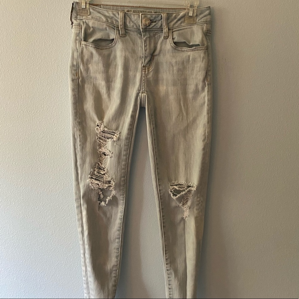 Light Wash Skinny Jeans